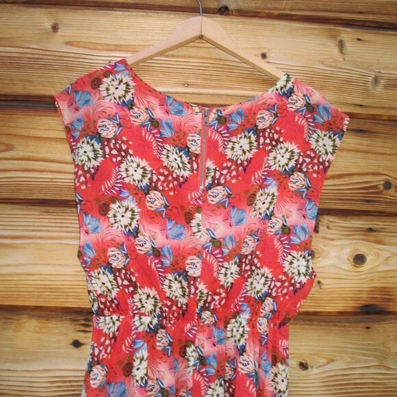 Alice + Olivia Silk Floral Dress - Picture 6 of 8